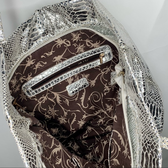 Super soft silver snakeskin tote - Picture 2 of 4
